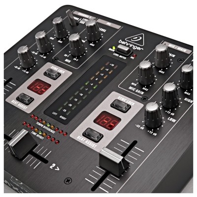 Behringer VMX100USB 2 Kanal Dj Mixer (Oz)